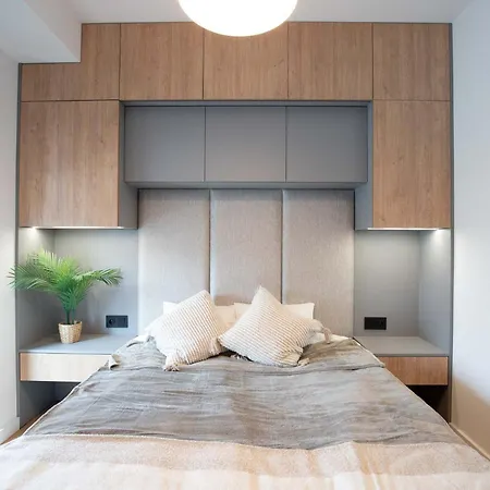 Otynska Point Prestige فروتسواف
