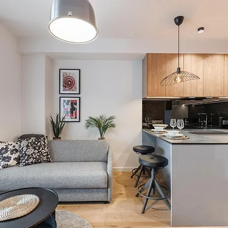 Otynska Point Prestige Aparthotel Breslau